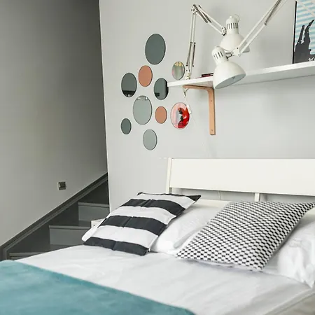 By The Castle - Spot In 아파트 *